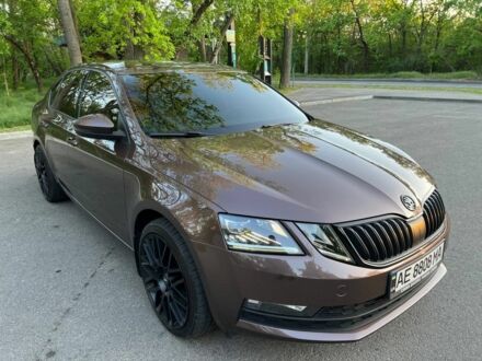 Шкода Октавия 2017 в Запорожье на Automoto.ua Коричневый Шкода Октавия, объемом двигателя 1.8 л и пробегом 134 тыс. км за 16800 $, фото 1 на Automoto.ua