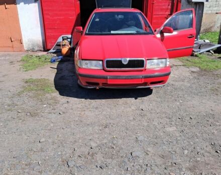 Красный Шкода Октавия, объемом двигателя 1.6 л и пробегом 234 тыс. км за 2600 $, фото 3 на Automoto.ua