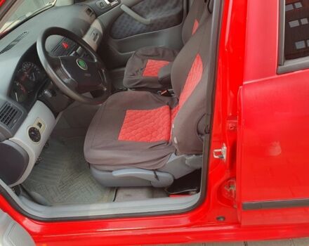 Красный Шкода Октавия, объемом двигателя 1.6 л и пробегом 299 тыс. км за 2500 $, фото 1 на Automoto.ua