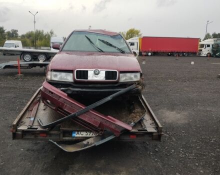 Красный Шкода Октавия, объемом двигателя 1.6 л и пробегом 25 тыс. км за 800 $, фото 1 на Automoto.ua