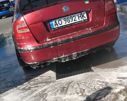 Красный Шкода Октавия, объемом двигателя 2 л и пробегом 300 тыс. км за 2550 $, фото 2 на Automoto.ua