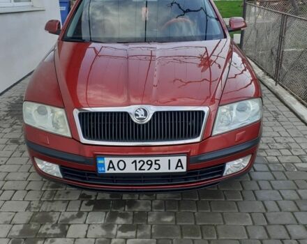 Красный Шкода Октавия, объемом двигателя 2 л и пробегом 320 тыс. км за 6000 $, фото 3 на Automoto.ua