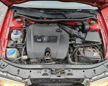 Красный Шкода Октавия, объемом двигателя 1.6 л и пробегом 227 тыс. км за 4999 $, фото 6 на Automoto.ua