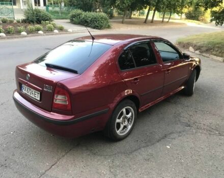 Красный Шкода Октавия, объемом двигателя 1.6 л и пробегом 300 тыс. км за 5000 $, фото 2 на Automoto.ua