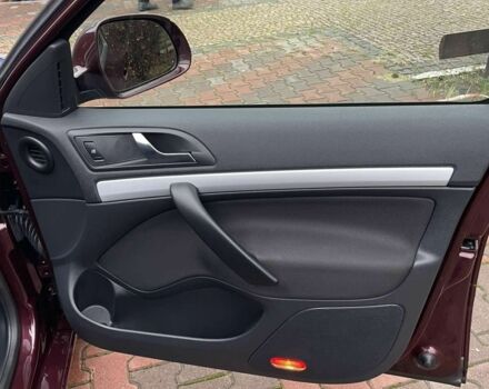 Красный Шкода Октавия, объемом двигателя 1 л и пробегом 73 тыс. км за 9950 $, фото 11 на Automoto.ua