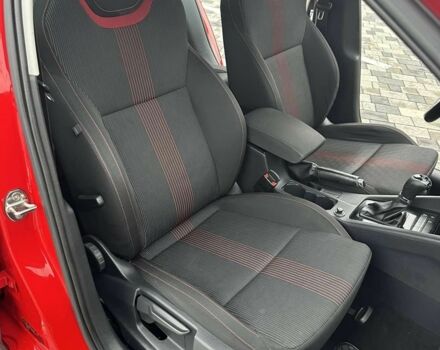 Красный Шкода Октавия, объемом двигателя 1.4 л и пробегом 235 тыс. км за 13700 $, фото 6 на Automoto.ua