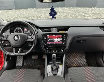 Красный Шкода Октавия, объемом двигателя 1.4 л и пробегом 235 тыс. км за 13700 $, фото 4 на Automoto.ua