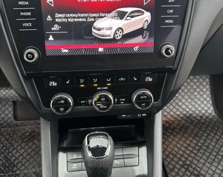 Красный Шкода Октавия, объемом двигателя 1.4 л и пробегом 235 тыс. км за 13700 $, фото 5 на Automoto.ua