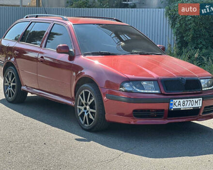 Красный Шкода Октавия, объемом двигателя 1.98 л и пробегом 211 тыс. км за 3800 $, фото 4 на Automoto.ua