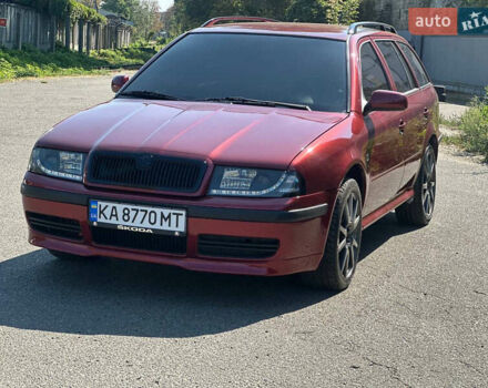 Красный Шкода Октавия, объемом двигателя 1.98 л и пробегом 211 тыс. км за 3800 $, фото 1 на Automoto.ua