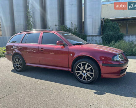 Красный Шкода Октавия, объемом двигателя 1.98 л и пробегом 211 тыс. км за 3800 $, фото 7 на Automoto.ua