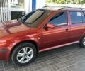 Красный Шкода Октавия, объемом двигателя 1.6 л и пробегом 333 тыс. км за 4600 $, фото 1 на Automoto.ua