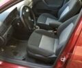 Красный Шкода Октавия, объемом двигателя 1.6 л и пробегом 196 тыс. км за 4500 $, фото 3 на Automoto.ua