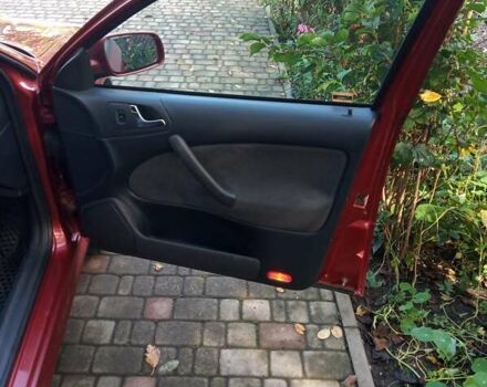 Красный Шкода Октавия, объемом двигателя 1.6 л и пробегом 196 тыс. км за 4200 $, фото 4 на Automoto.ua