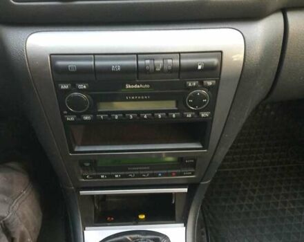 Красный Шкода Октавия, объемом двигателя 1.6 л и пробегом 196 тыс. км за 4200 $, фото 9 на Automoto.ua