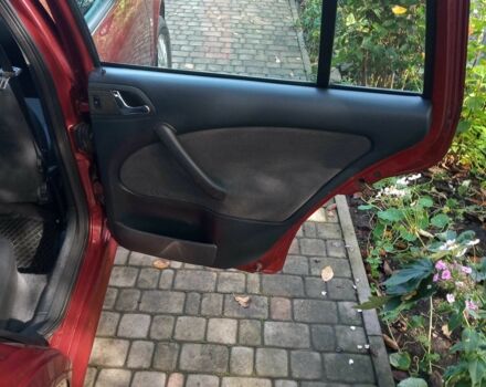 Красный Шкода Октавия, объемом двигателя 1.6 л и пробегом 196 тыс. км за 4500 $, фото 9 на Automoto.ua