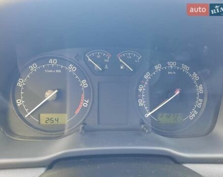 Красный Шкода Октавия, объемом двигателя 1.6 л и пробегом 212 тыс. км за 4750 $, фото 19 на Automoto.ua