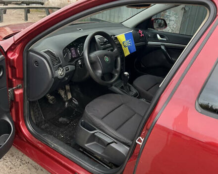 Красный Шкода Октавия, объемом двигателя 1.6 л и пробегом 280 тыс. км за 5500 $, фото 12 на Automoto.ua