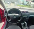Красный Шкода Октавия, объемом двигателя 2 л и пробегом 260 тыс. км за 6000 $, фото 5 на Automoto.ua