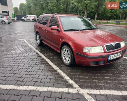 Красный Шкода Октавия, объемом двигателя 1.6 л и пробегом 288 тыс. км за 4500 $, фото 2 на Automoto.ua