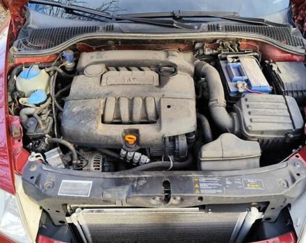 Красный Шкода Октавия, объемом двигателя 1.6 л и пробегом 330 тыс. км за 5800 $, фото 9 на Automoto.ua