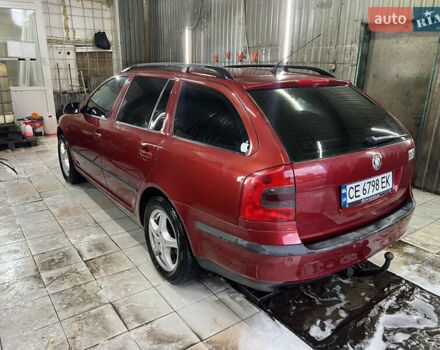 Красный Шкода Октавия, объемом двигателя 1.6 л и пробегом 280 тыс. км за 5500 $, фото 3 на Automoto.ua