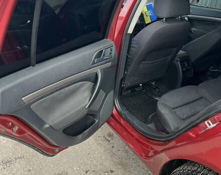 Красный Шкода Октавия, объемом двигателя 1.6 л и пробегом 280 тыс. км за 5500 $, фото 14 на Automoto.ua