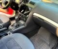 Красный Шкода Октавия, объемом двигателя 1.6 л и пробегом 310 тыс. км за 6200 $, фото 1 на Automoto.ua