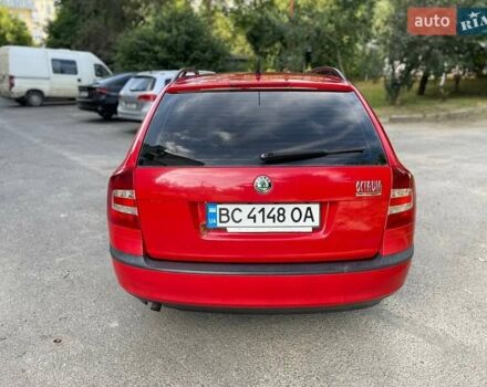 Красный Шкода Октавия, объемом двигателя 1.6 л и пробегом 317 тыс. км за 4500 $, фото 3 на Automoto.ua