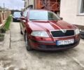 Красный Шкода Октавия, объемом двигателя 1.6 л и пробегом 205 тыс. км за 4900 $, фото 1 на Automoto.ua