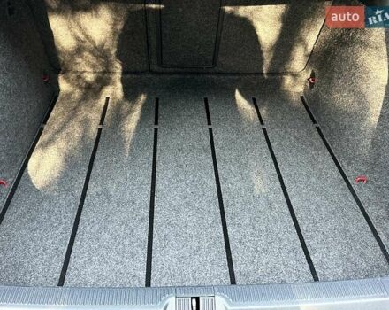Красный Шкода Октавия, объемом двигателя 1.6 л и пробегом 188 тыс. км за 5750 $, фото 131 на Automoto.ua