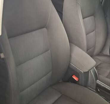 Красный Шкода Октавия, объемом двигателя 2 л и пробегом 252 тыс. км за 5500 $, фото 2 на Automoto.ua