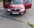 Красный Шкода Октавия, объемом двигателя 1.6 л и пробегом 280 тыс. км за 5100 $, фото 1 на Automoto.ua