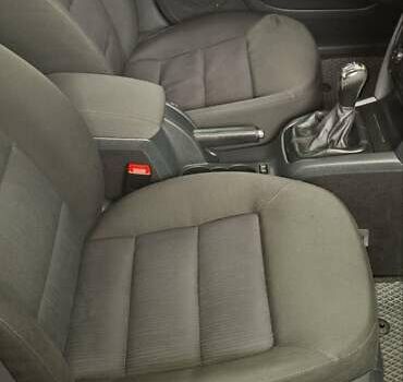 Красный Шкода Октавия, объемом двигателя 2 л и пробегом 252 тыс. км за 5500 $, фото 5 на Automoto.ua