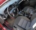 Красный Шкода Октавия, объемом двигателя 1.6 л и пробегом 280 тыс. км за 5100 $, фото 5 на Automoto.ua