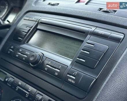 Красный Шкода Октавия, объемом двигателя 1.6 л и пробегом 188 тыс. км за 5750 $, фото 112 на Automoto.ua