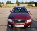 Красный Шкода Октавия, объемом двигателя 1.6 л и пробегом 332 тыс. км за 5900 $, фото 1 на Automoto.ua