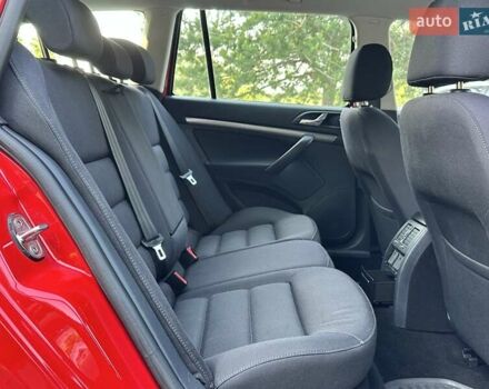 Красный Шкода Октавия, объемом двигателя 1.6 л и пробегом 188 тыс. км за 5750 $, фото 122 на Automoto.ua