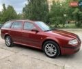 Красный Шкода Октавия, объемом двигателя 1.6 л и пробегом 218 тыс. км за 6350 $, фото 1 на Automoto.ua