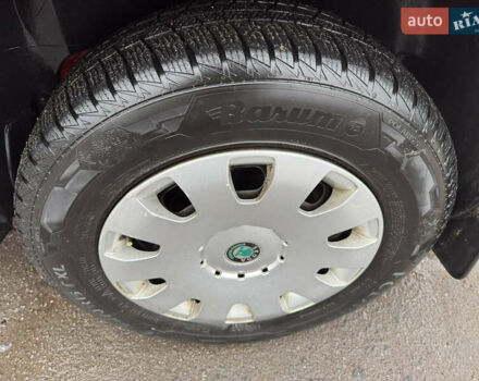 Красный Шкода Октавия, объемом двигателя 1.6 л и пробегом 316 тыс. км за 5980 $, фото 28 на Automoto.ua