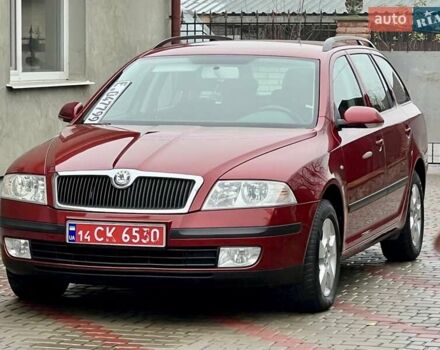 Красный Шкода Октавия, объемом двигателя 1.6 л и пробегом 215 тыс. км за 6890 $, фото 4 на Automoto.ua