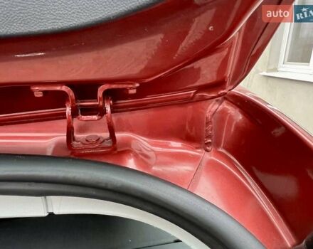 Красный Шкода Октавия, объемом двигателя 1.6 л и пробегом 215 тыс. км за 6890 $, фото 41 на Automoto.ua