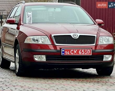 Красный Шкода Октавия, объемом двигателя 1.6 л и пробегом 215 тыс. км за 6890 $, фото 3 на Automoto.ua