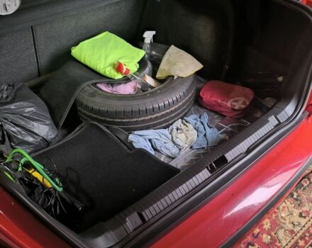 Червоний Шкода Октавія, об'ємом двигуна 1.6 л та пробігом 295 тис. км за 6000 $, фото 6 на Automoto.ua