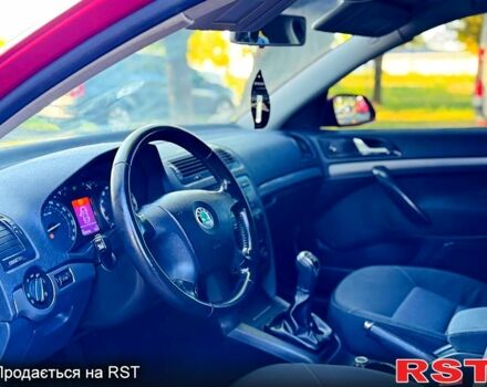 Красный Шкода Октавия, объемом двигателя 1.8 л и пробегом 173 тыс. км за 5750 $, фото 10 на Automoto.ua