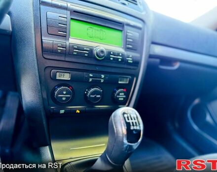 Красный Шкода Октавия, объемом двигателя 1.8 л и пробегом 173 тыс. км за 5750 $, фото 11 на Automoto.ua