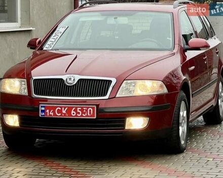 Красный Шкода Октавия, объемом двигателя 1.6 л и пробегом 215 тыс. км за 6890 $, фото 7 на Automoto.ua
