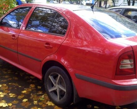 Червоний Шкода Октавія, об'ємом двигуна 1.6 л та пробігом 295 тис. км за 6000 $, фото 2 на Automoto.ua
