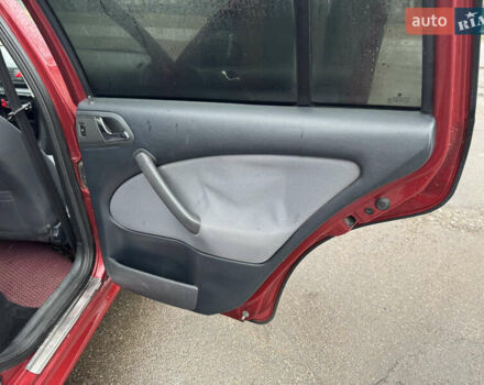 Красный Шкода Октавия, объемом двигателя 1.6 л и пробегом 316 тыс. км за 5980 $, фото 16 на Automoto.ua