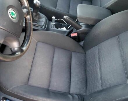 Красный Шкода Октавия, объемом двигателя 1.8 л и пробегом 300 тыс. км за 4800 $, фото 6 на Automoto.ua